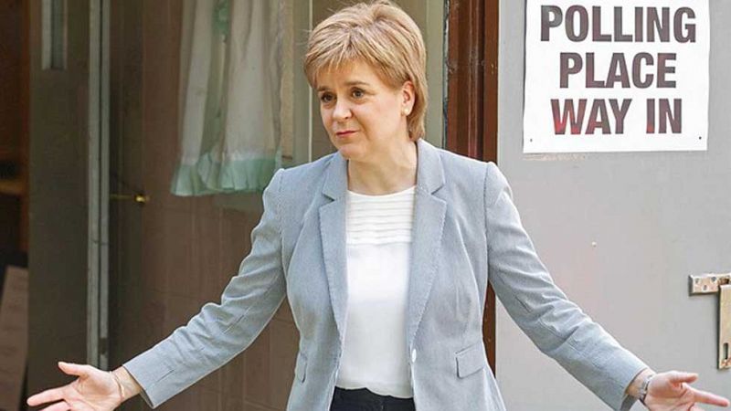 Escocia: "El segundo referéndum por la independencia está sobre la mesa"