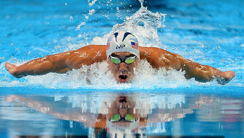 Phelps sella su billete a Río y disputará sus quintos Juegos