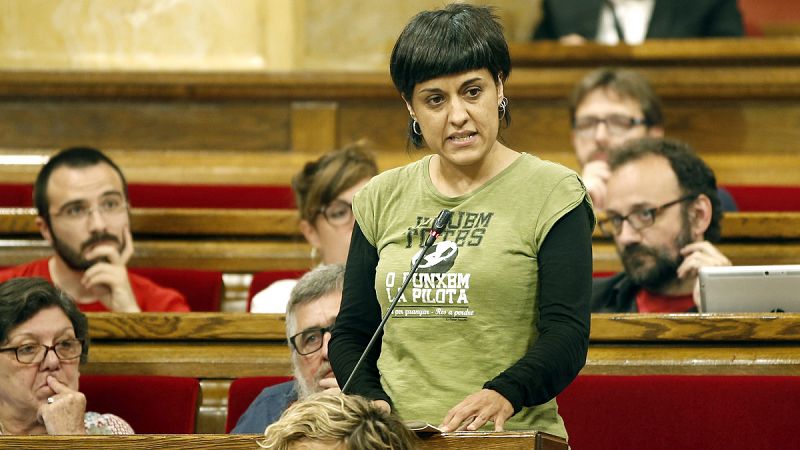 La CUP pide a Puigdemont una cumbre para acordar un "referendo unilateral de independencia"