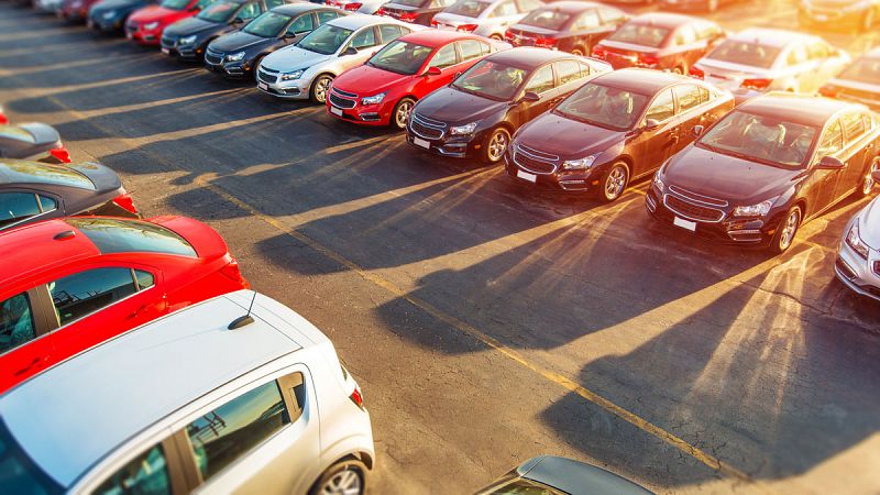 Las ventas de coches suben un 12,2% en el mejor semestre desde 2008