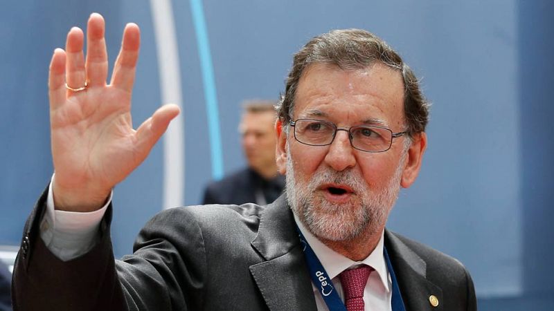 Rajoy hablará "con todos los grupos políticos" para buscar un acuerdo de investidura