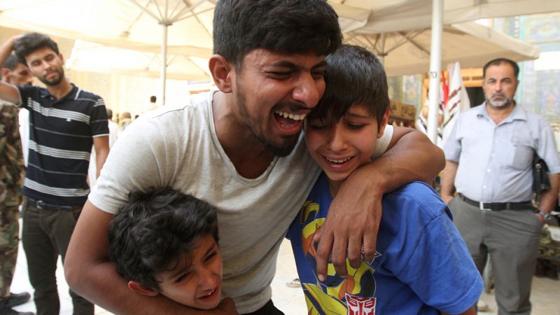 Irak llora a los muertos de uno de los atentados más sangrientos de su historia