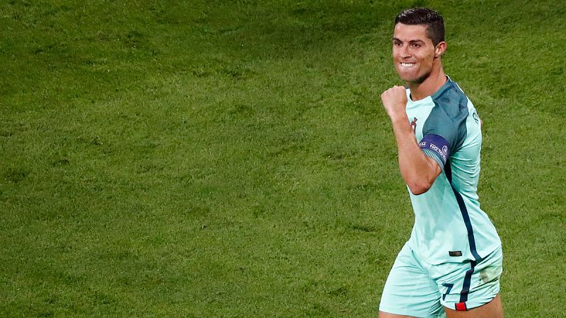 Cristiano gana el duelo a Bale y mete a Portugal en la final de la Eurocopa