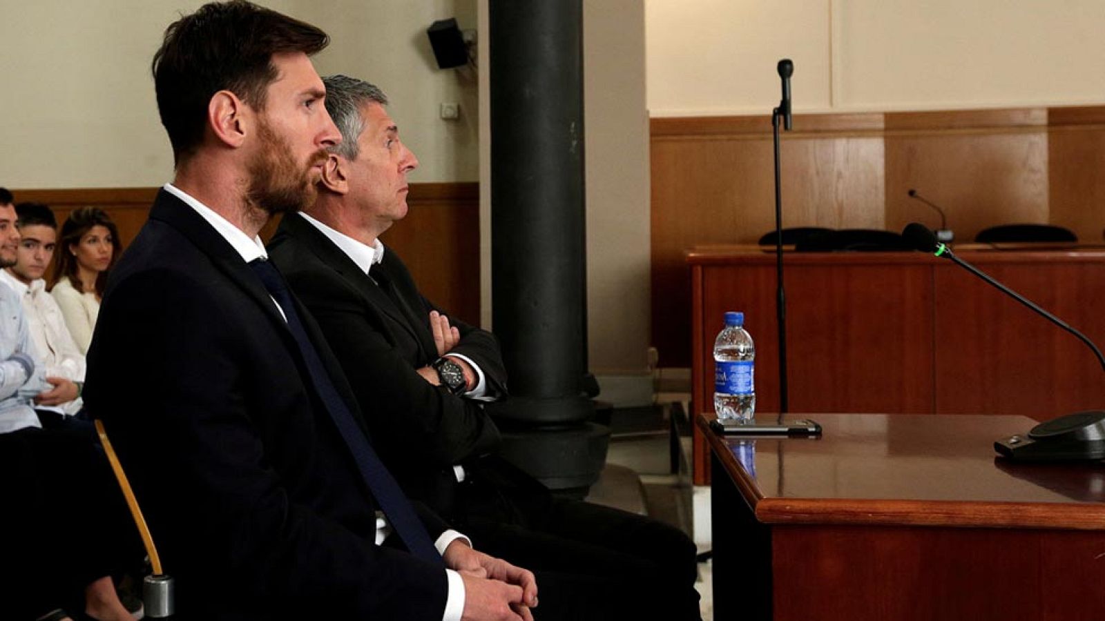Messi recurrirá al Supremo la sentencia de 21 meses de cárcel para él y su padre | Ver