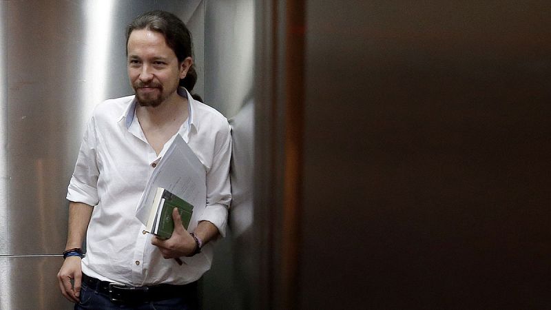 Iglesias insta al PSOE a buscar un pacto con Unidos Podemos y fuerzas catalanas y vascas si Rajoy no lo logra