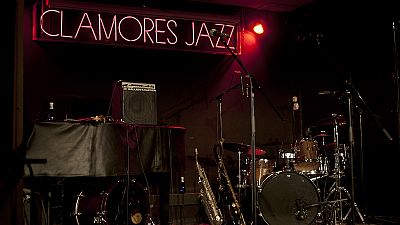 Las mañanas de RNE - 35 años de la madrileña sala Clamores, un refugio de la música en vivo - Escuchar ahora