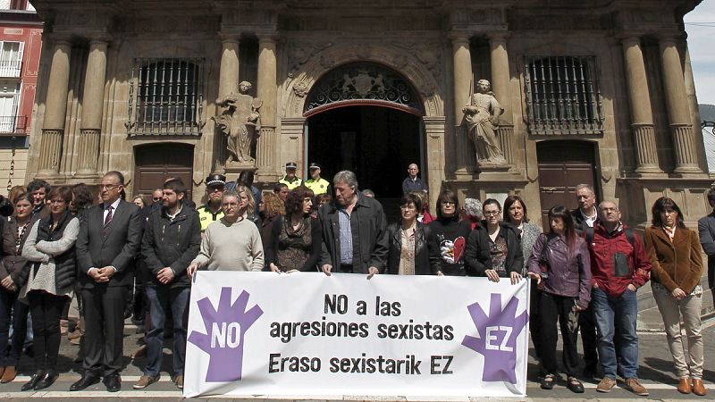 Pamplona se personará como acusación contra los cinco detenidos por la presunta agresión sexual