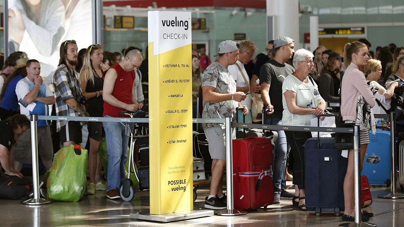 Vueling garantiza a la Generalitat que operará con normalidad el fin de semana del 15 de julio