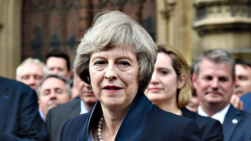 Theresa May sucederá a Cameron como primera ministra de Reino Unido al retirarse su última oponente