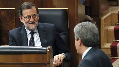 Homs traslada a Rajoy que Convergncia ni votar a favor ni se abstendr para facilitar su investidura