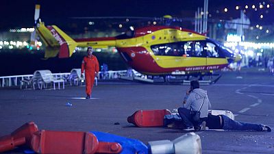 Las mañanas de RNE - Una española testigo del atentado de Niza: "La gente corría en todas las direcciones" - Escuchar ahora