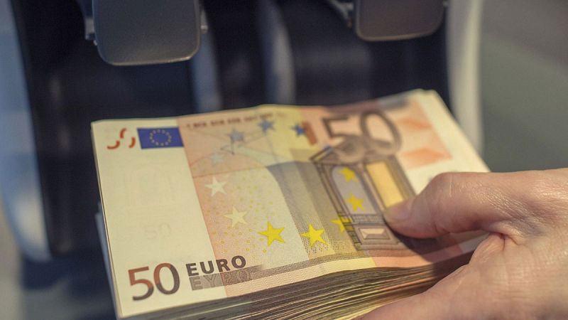 La morosidad del sistema financiero cayó en mayo al 9,8%, según el Banco de España