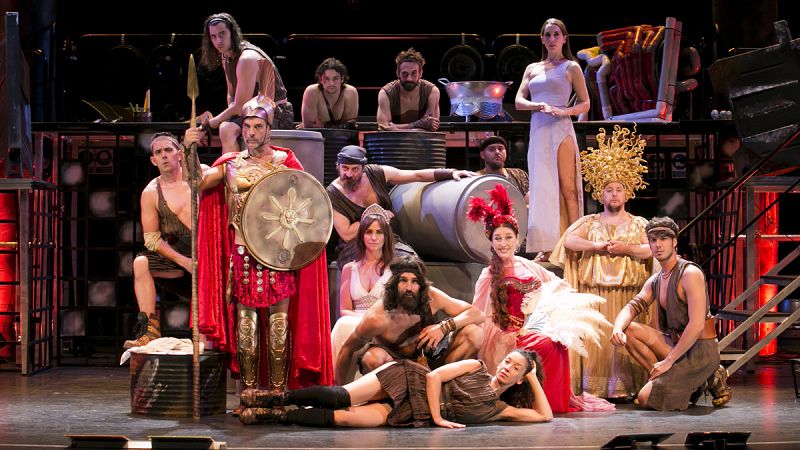 'Los hilos de Vulcano', una comedia coral y musical para el estreno de Verónica Forqué en Mérida