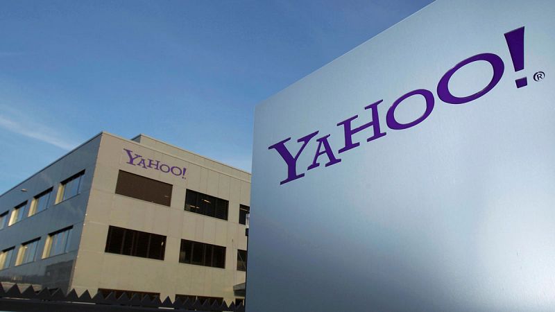 Yahoo pierde 536 millones de dólares en plena venta de su negocio central de internet