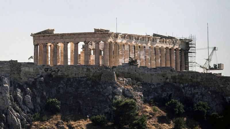 Los acreedores de Grecia dan luz verde para relajar los controles de capital