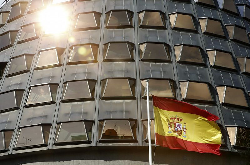 El Tribunal Constitucional exige cumplir la Constitución a la comisión catalana del proceso constituyente