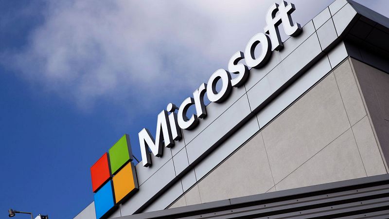 Microsoft gana 16.798 millones de dólares en 2015, un 37,7% más interanual