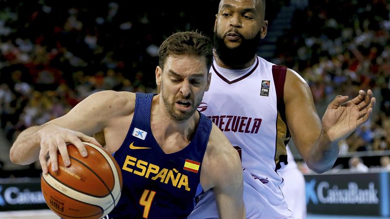 Reyes y Gasol devuelven a España a la senda de la victoria frente a Venezuela