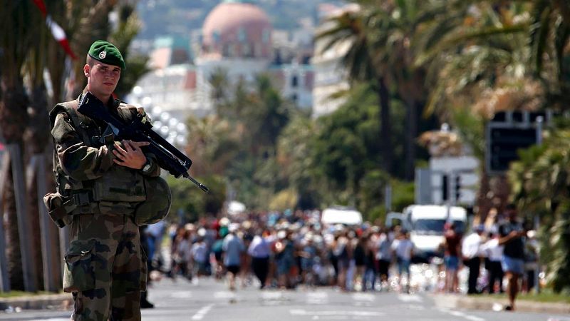 Dos nuevos detenidos en relacin con el autor de la masacre de Niza