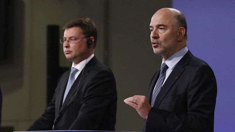 Bruselas cancela la multa a España y Portugal por no tomar medidas para reducir el déficit