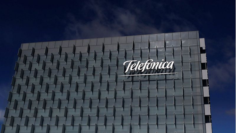 Telefónica gana 1.241 millones de euros hasta junio, un 42,1% menos