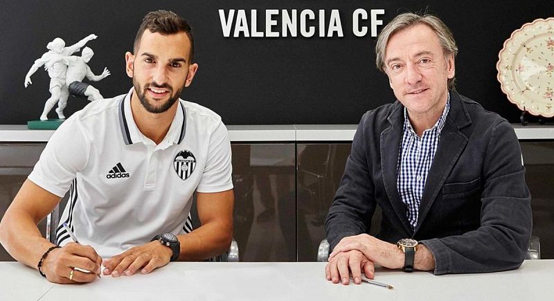 El Valencia hace oficial el fichaje de Montoya