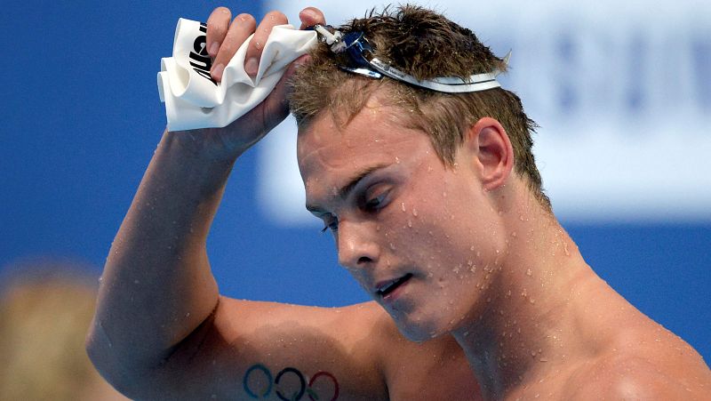 La FINA reconsidera su veto a dos nadadores rusos