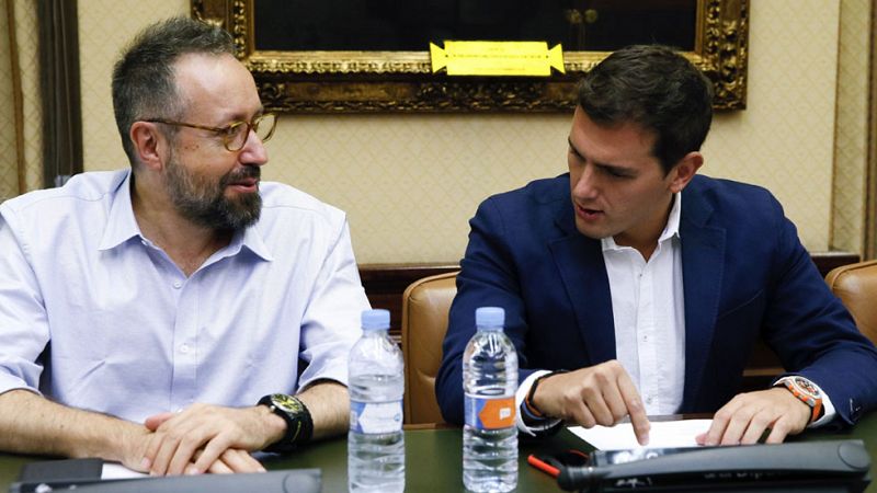 Rivera asegura estar preocupado por el "egoísmo" de Rajoy y Sánchez y les pide "sentido común"