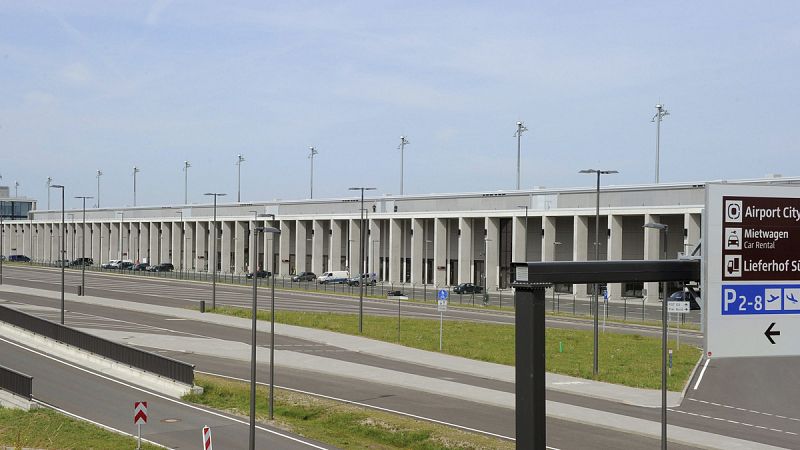 Bruselas autoriza financiación pública para finalizar el aeropuerto de Berlín Brandeburgo