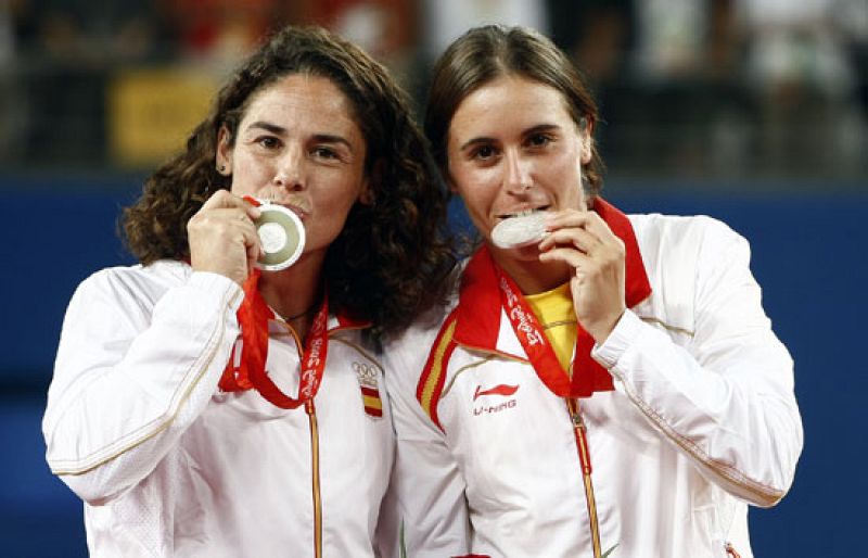 Virginia Ruano y Anabel Medina se llevan la plata ante el vendaval Williams