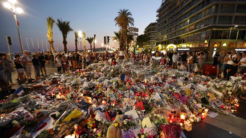 Aumenta a 85 el número de muertos en el atentado de Niza