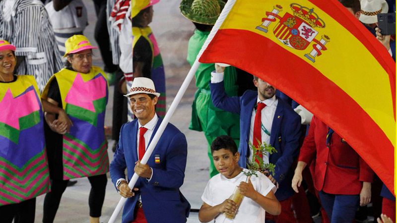 Maracaná se vuelca con el equipo olímpico de los refugiados y recibe a España con una ovación