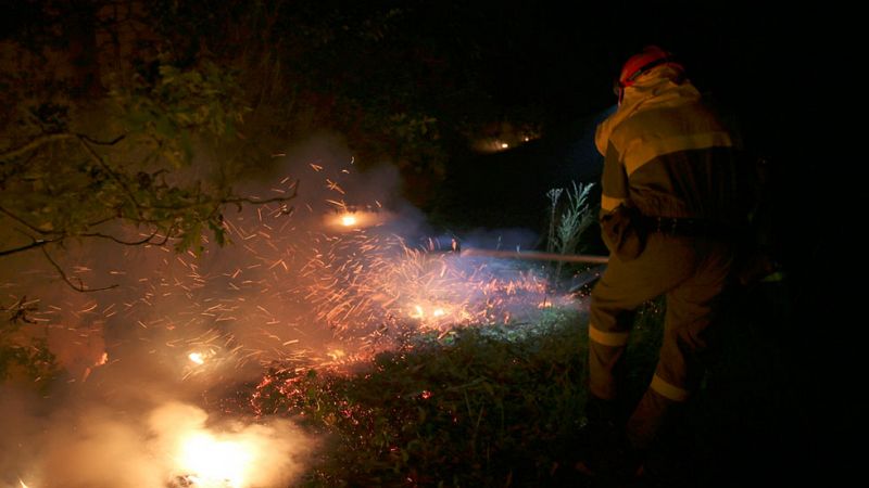 Tres incendios azotan el sur de Galicia y queman más de 800 hectáreas en la provincia de Pontevedra