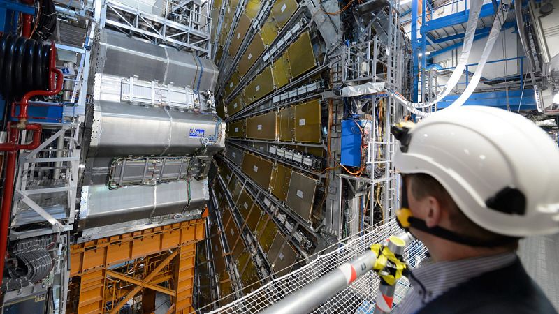 Las esperanzas de encontrar una nueva partícula se esfuman con los nuevos datos del LHC