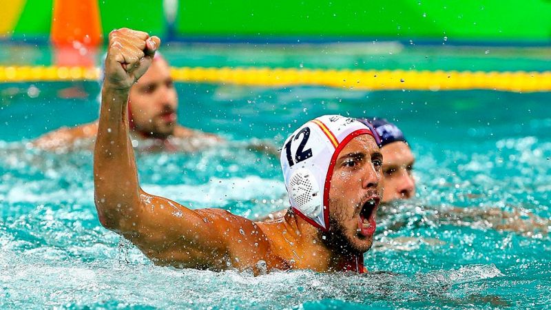 España vence sin problemas a Francia y pasa primera de grupo en waterpolo masculino