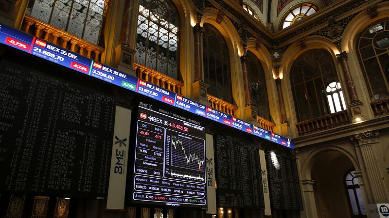 El IBEX 35 pierde un 3,05% semanal lastrado por la banca