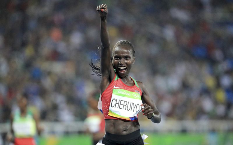 La keniana Cheruiyot  se venga de la etíope Ayana en los 5.000