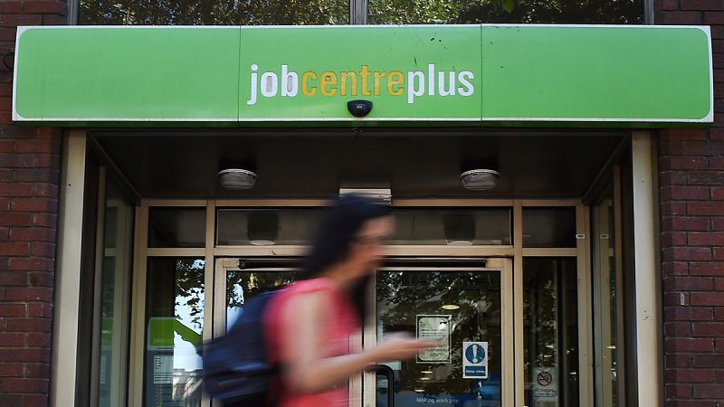 La tasa mundial de paro juvenil alcanzará el 13,1% en 2016 y 2017, según la OIT