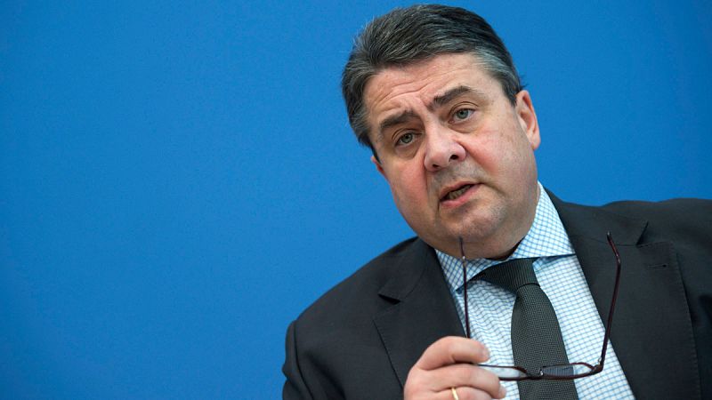 El ministro alemán de Economía da por fracasado "de facto" el tratado de libre comercio entre la UE y EE.UU.