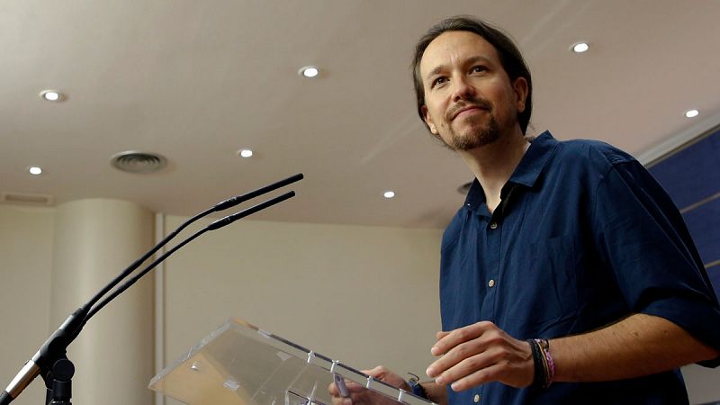 Iglesias insta al PSOE a buscar una alternativa "desde el día siguiente" del 'no' a Rajoy