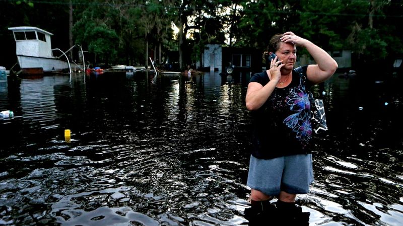 Inundaciones y cortes de luz a la llegada del huracán Hermine a Florida
