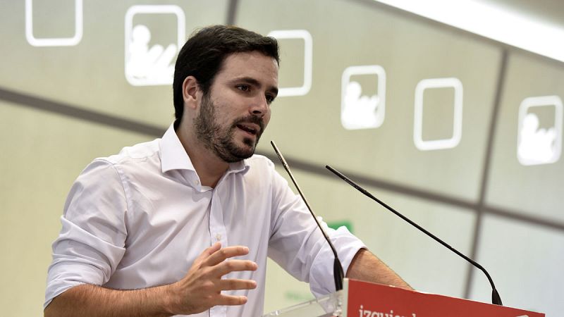 Garzón se reúne con Sánchez y se muestra a favor de buscar el "apoyo o abstención" de C's