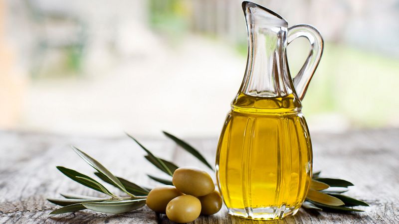 Extremadura multa a Carrefour con 42.120 euros por vender "con pérdidas" aceite de oliva virgen