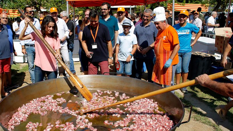 La oposición acusa a Puigdemont de "alimentar la confrontación" y de estar "desconectado de la realidad"