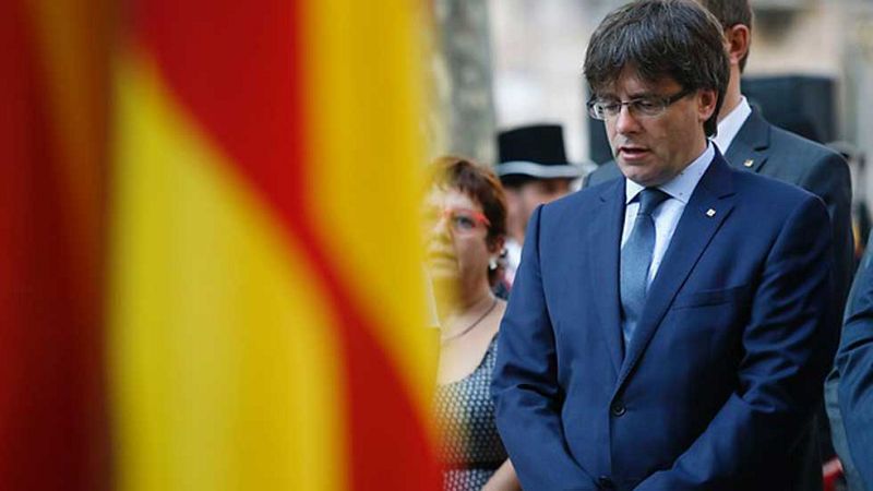 Puigdemont solo impulsará el referendo en Cataluña si es "vinculante" y "factible"