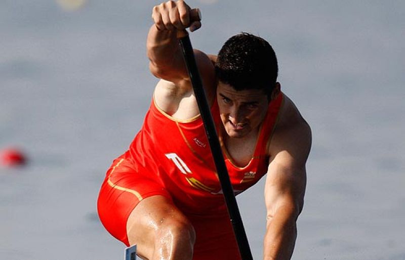 David Cal también pasa a la final de C1 500 por la vía rápida tras ganar su serie