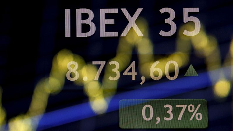El IBEX 35 sube un 0,21% y corta una racha negativa de cuatro sesiones consecutivas en rojo