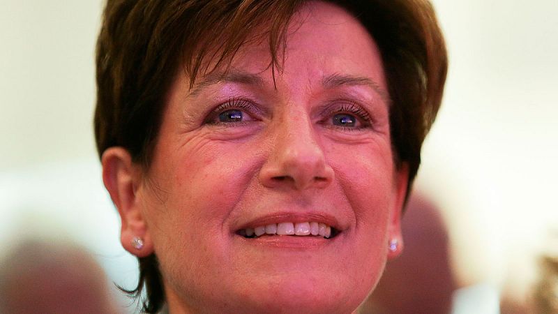 Diane James sustituye a Nigel Farage al frente del partido eurófobo UKIP en Reino Unido