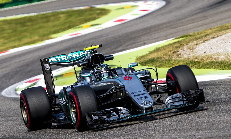 Rosberg firma la pole en Singapur