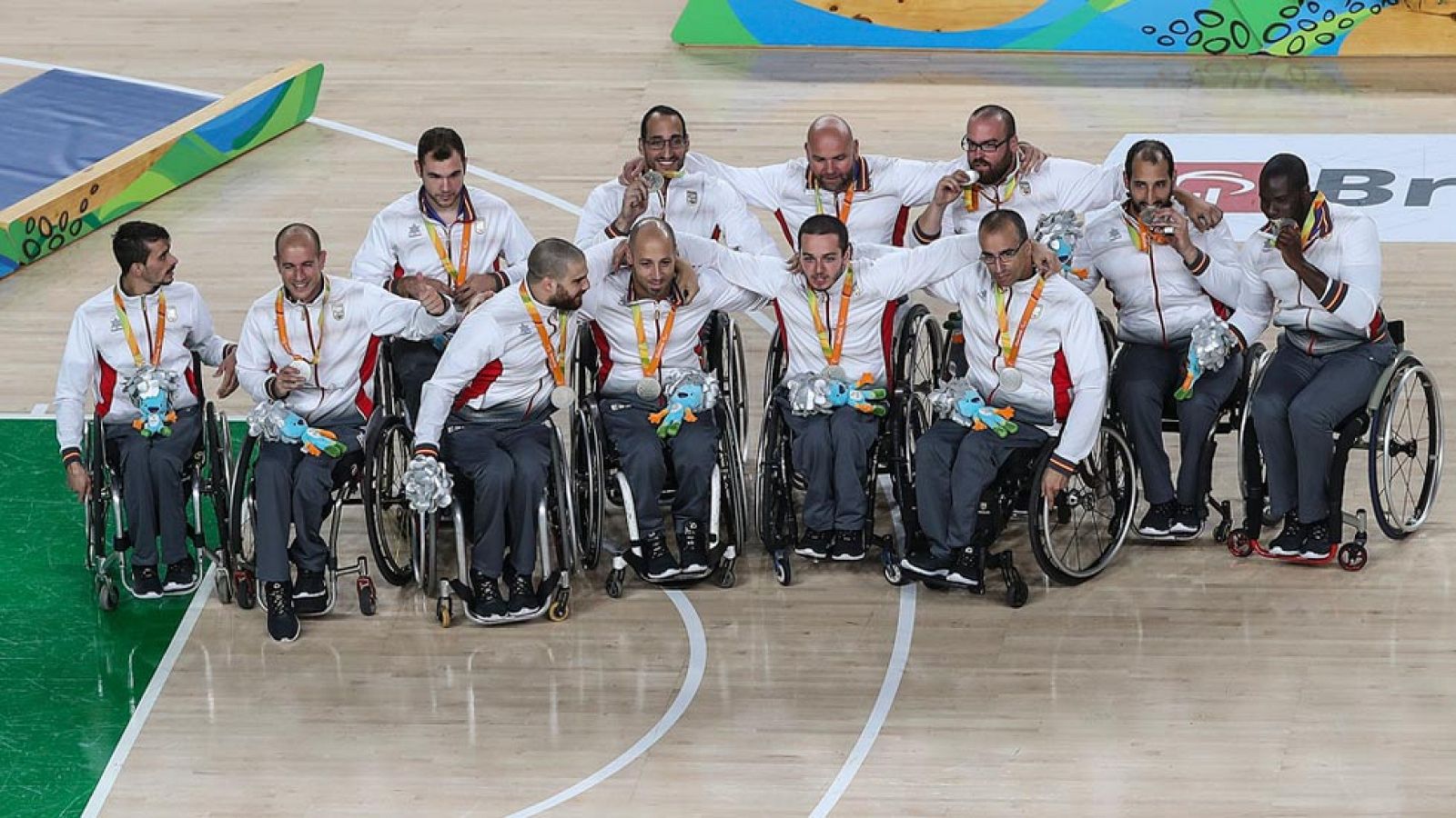 España logra una plata con sabor a oro en baloncesto en silla | Ver